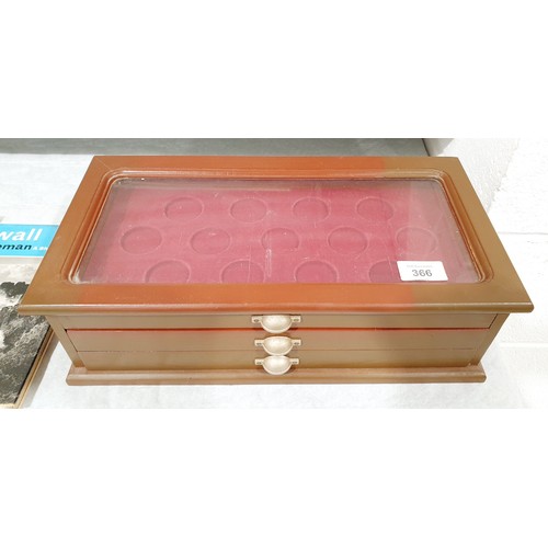 366 - A coin display case/storage box, width 15.25