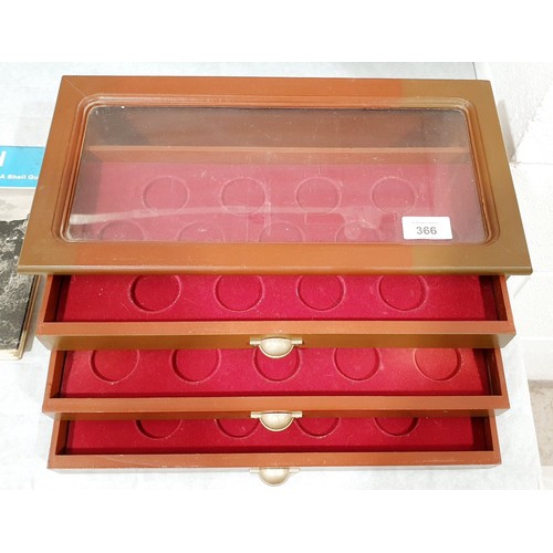 366 - A coin display case/storage box, width 15.25