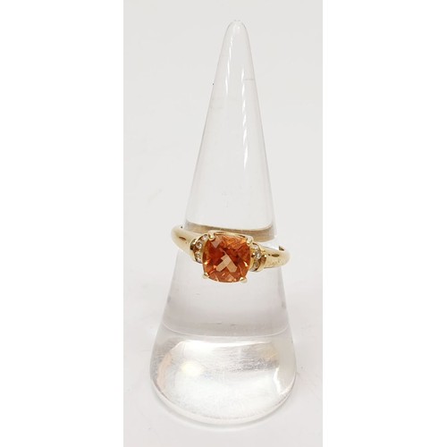 38 - A hallmarked 9ct gold ring set with ambersite and white topaz, size N/O, gross weight 2.5g. UK shipp... 