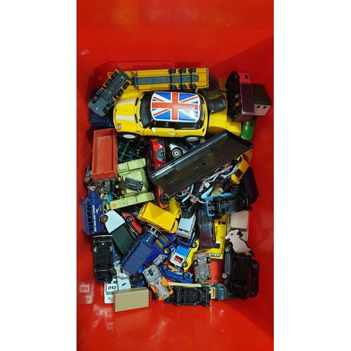 291 - A box of toy cars. UK shipping £14.