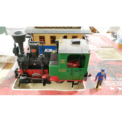 300 - A vintage Lehmann G gauge electric locomotive and two carriages. No shipping. Arrange collection or ... 