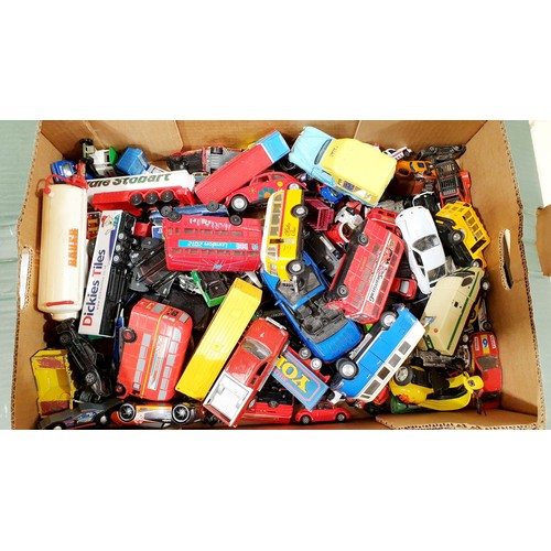 319 - A box of toy cars. UK shipping £14.