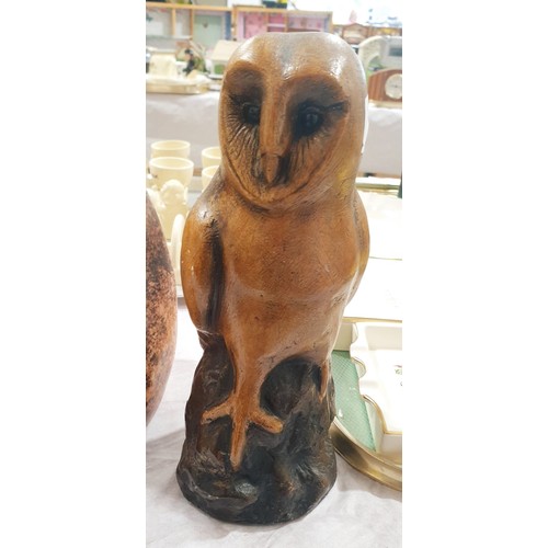 85 - A Border Fine Arts model of an owl, height 9.75