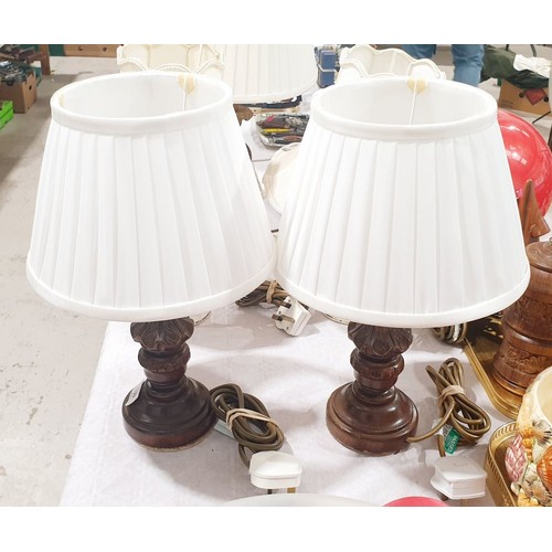 139 - A pair of vintage wooden table lamps, height 15