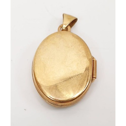 47 - A 9ct gold locket, length 1