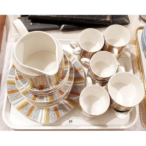 89 - A retro Midwinter part tea service. No shipping. Arrange collection or your own packer and shipper, ... 