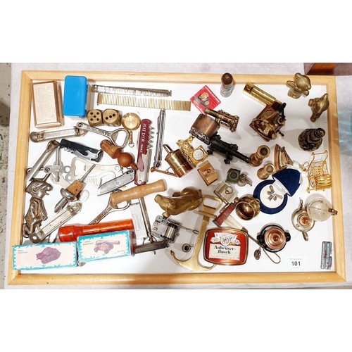 101 - A tray of collectables. UK shipping £14.