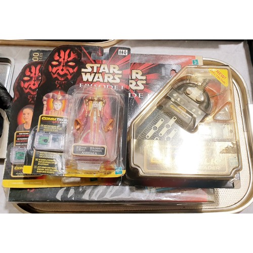 233 - Star Wars Episode 1 toys and a jigsaw. UK shipping £14.