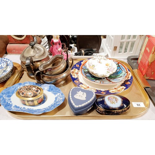 94 - A selection of ceramics including a Royal Crown Derby 