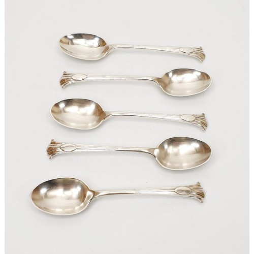 28 - Five hallmarked silver spoons, Sheffield 1891, weight 147g. UK shipping £14.