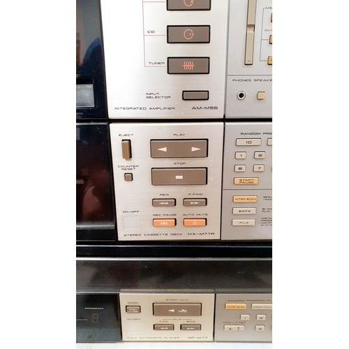 175 - A vintage Akai hi-fi. No shipping. Arrange collection or your own packer and shipper, please. Electr... 