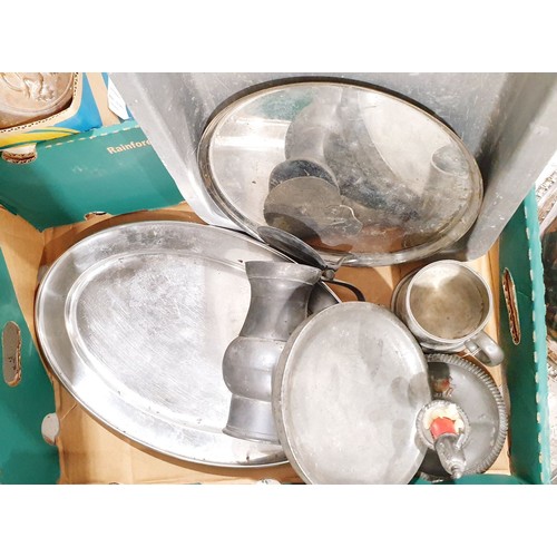 189 - A box of metal ware including an Aga cooker tray. No shipping. Arrange collection or your own packer... 