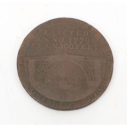 61 - An antique Iron Bridge at Colebrook Dale commemorative coin. UK shipping £14.