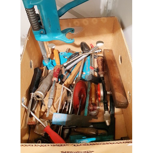 220 - A box of tools. No shipping. Arrange collection or your own packer and shipper, please. Electricals ... 