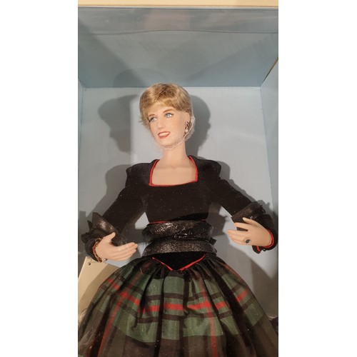 246 - An unopened boxed Franklin Mint Princess Diana porcelain portrait doll, box length 21.75