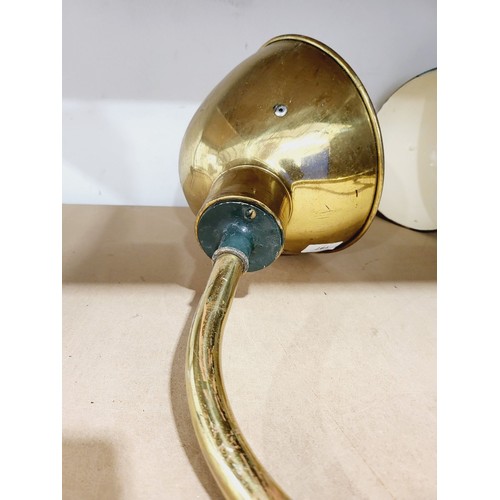 197 - A pair of vintage brass wall lights. No shipping. Arrange collection or your own packer and shipper,... 