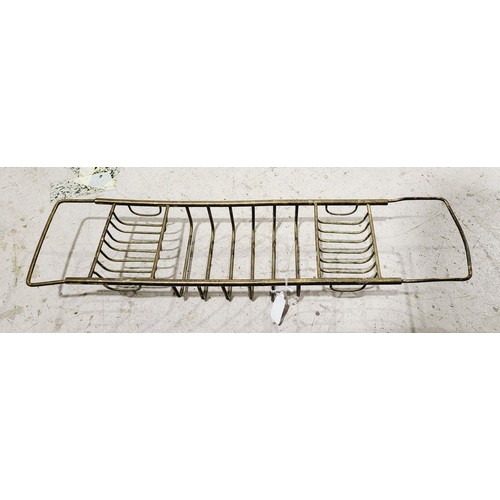 198 - A vintage brass adjustable bath tray. UK shipping £14.