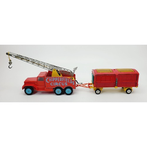 79 - A vintage boxed Corgi Chipperfield's Circus Crane Truck and Cage, Gift Set No 12. UK shipping £14. W... 