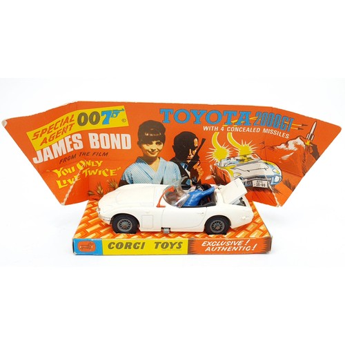 34 - A vintage boxed Corgi James Bond You Only Live Twice Toyota 2000GT, 336. UK shipping £14. We combine... 