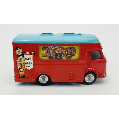 86 - A vintage boxed Corgi Chipperfield's Circus Mobile Booking Office, 426. UK shipping £14. We combine ... 