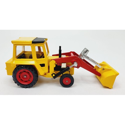 95 - A vintage boxed Corgi Massey Ferguson MF 50B Tractor with Shovel, 54. UK shipping £14. We combine sh... 