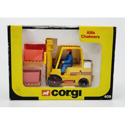 107 - A vintage boxed Corgi Allis Chalmers, 409. UK shipping £14. We combine shipping.