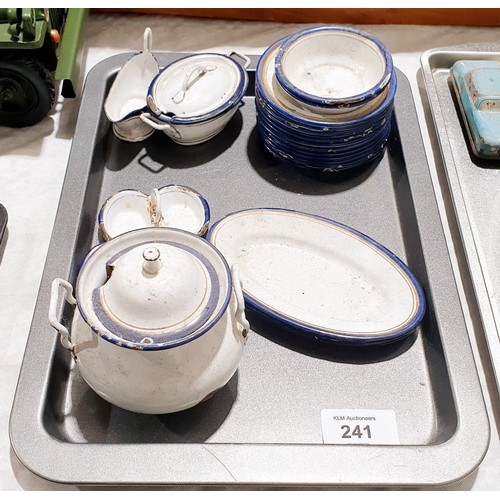 241 - Vintage enamel toy cookware. UK shipping £14.