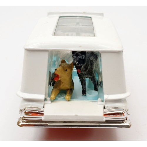 187 - A vintage boxed Corgi Kennel Service Wagon Based on the Chevrolet Impala, 486. UK shipping £14. We c... 