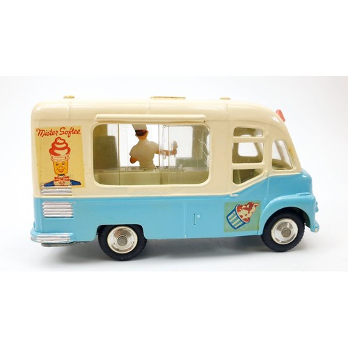 204 - A vintage boxed Corgi Smith's Mr Softee Ice Cream Van, 428. UK shipping £14. We combine shipping.