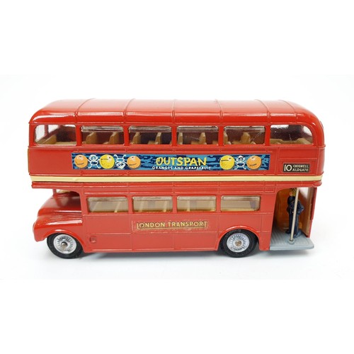 206 - A vintage boxed Corgi London Transport Route Master Bus, 468. UK shipping £14. We combine shipping.