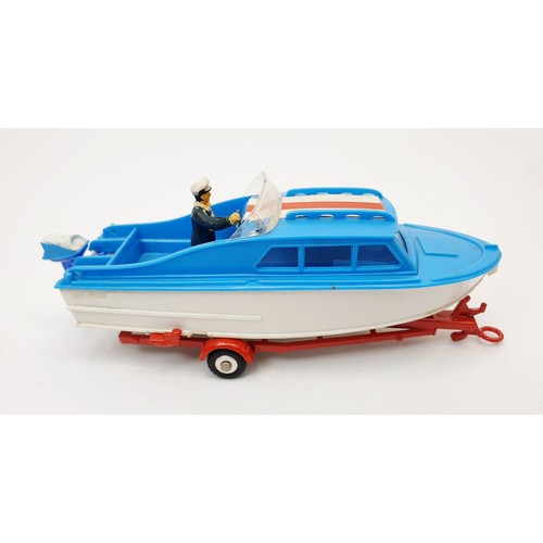 219 - A vintage boxed Corgi Dolphin 20 Cruiser on Wincheon Trailer, 104. UK shipping £14. We combine shipp... 