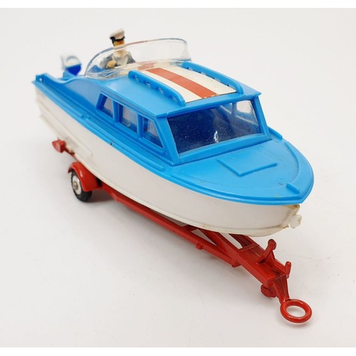 219 - A vintage boxed Corgi Dolphin 20 Cruiser on Wincheon Trailer, 104. UK shipping £14. We combine shipp... 