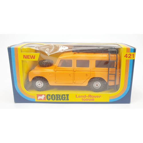 234 - A vintage boxed Corgi Land-Rover 109WB, 421. UK shipping £14. We combine shipping.