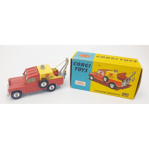 240 - A vintage boxed Corgi Land-Rover Breakdown Truck, 417S. UK shipping £14. We combine shipping.