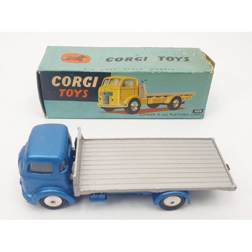 259 - A vintage boxed Corgi Commer (5 Ton) Platform Lorry, 454. UK shipping £14. We combine shipping.