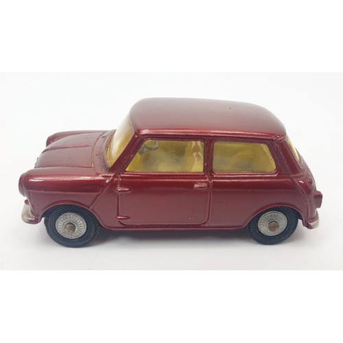 273 - A vintage boxed Corgi Morris Mini-Minor, 226. UK shipping £14. We combine shipping.