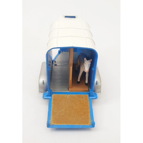 299 - A vintage boxed Corgi Rice's Beaufort Double Horse Box, A/F, 112. UK shipping £14. We combine shippi... 