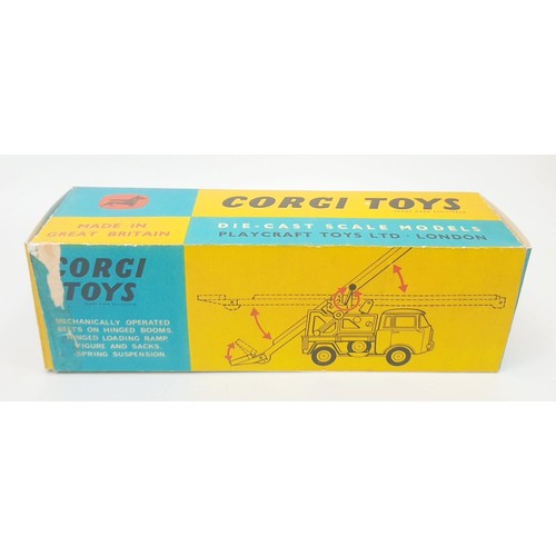 306 - A vintage boxed Corgi Working Conveyor On Forward Control Jeep FC-150, 64. UK shipping £14. We combi... 