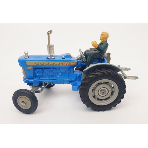 323 - A vintage boxed Corgi Ford 5000 Super Major Tractor, 67. UK shipping £14. We combine shipping.