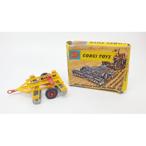 332 - A vintage boxed Corgi Wheel Controlled Tandem Disc Harrow, 71. UK shipping £14. We combine shipping.