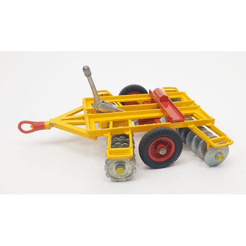 332 - A vintage boxed Corgi Wheel Controlled Tandem Disc Harrow, 71. UK shipping £14. We combine shipping.