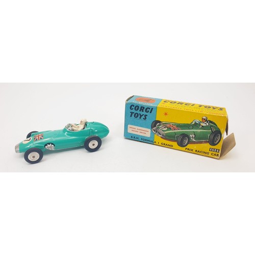 346 - A vintage boxed Corgi B.R.N. Formula 1 Grand Prix Racing Car, 152S. UK shipping £14. We combine ship... 