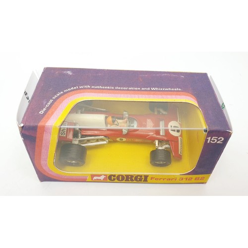 354 - A vintage Corgi Ferrari 312 B2 Formula 1 in reproduction box, 152. UK shipping £14. We combine shipp... 