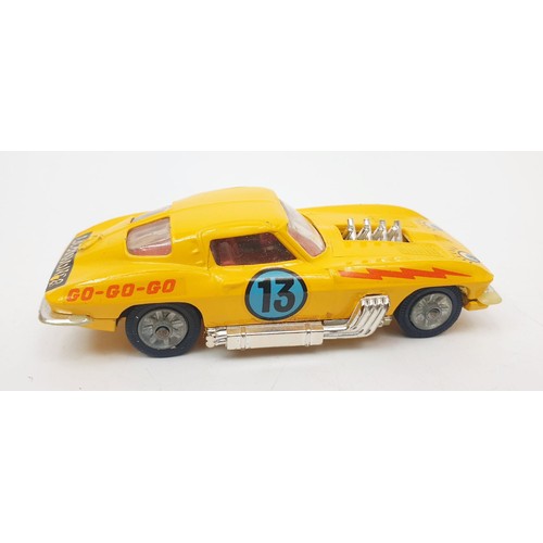 399 - A vintage boxed Corgi Custom Chevrolet Corvette Stingray, 337. UK shipping £14. We combine shipping.