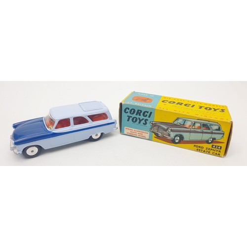 408 - A vintage boxed Corgi Ford Zephyr Estate Car, 424. UK shipping £14. We combine shipping.