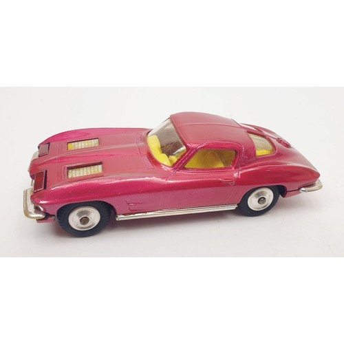 420 - A vintage boxed Corgi Chevrolet Corvette Stingray, 310. UK shipping £14. We combine shipping.