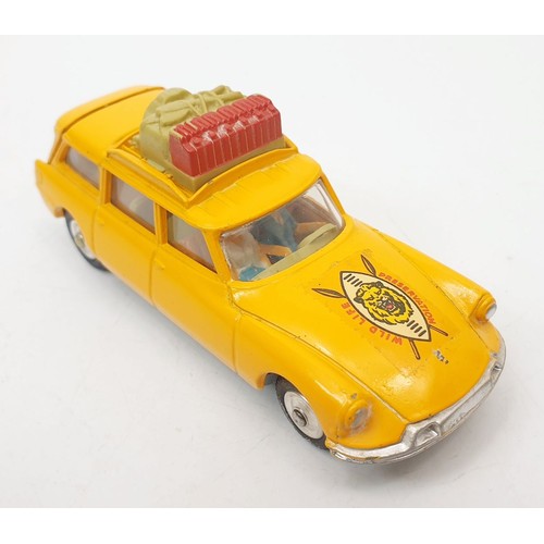 443 - A vintage boxed Corgi Citroen Safari ID 19, 436. UK shipping £14. We combine shipping.