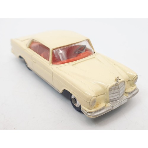 467 - A vintage boxed Corgi Mercedes Benz 220SE Coupe, 230. UK shipping £14. We combine shipping.