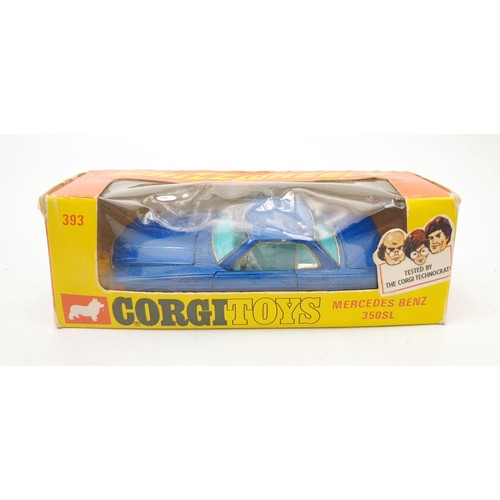 472 - A vintage boxed Corgi Whizzwheels Mercedes Benz 350SL, 393. UK shipping £14. We combine shipping.