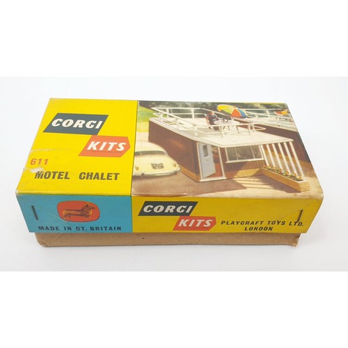 480 - A vintage boxed Corgi Kits Motel Chalet, 611. UK shipping £14. We combine shipping.